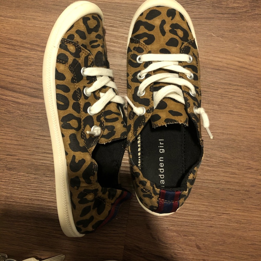 Steven maden cheetah slip ons